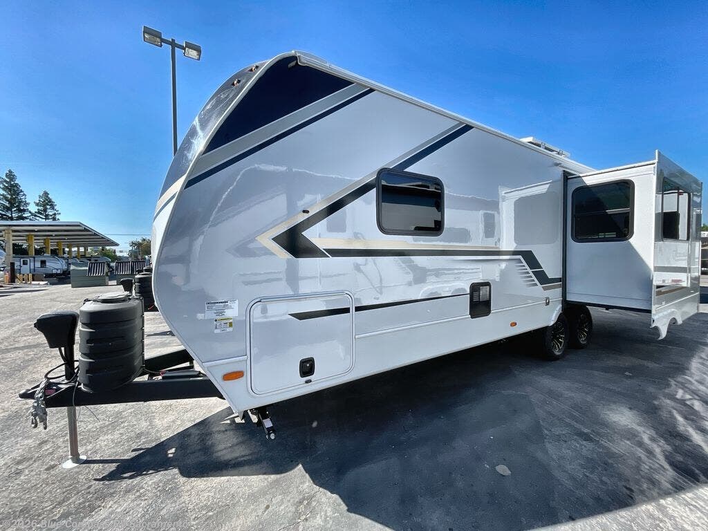 New 2026 Keystone Cougar Western Elevation 25MLWE available in Rancho Cordova, California