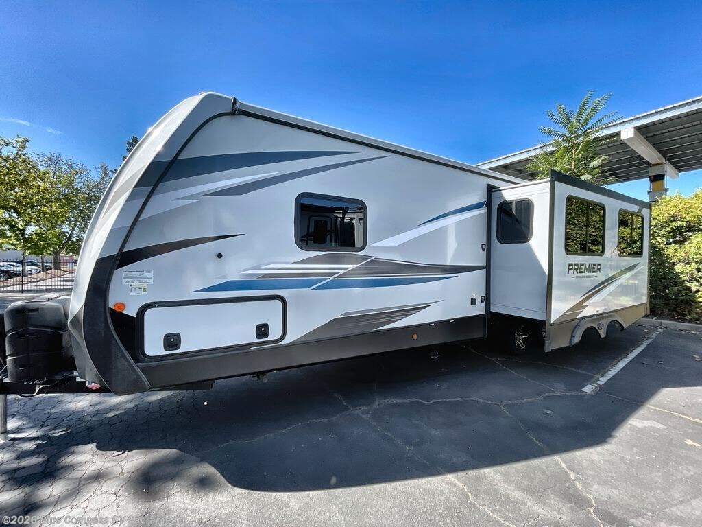 Used 2021 Keystone Premier Ultra Lite 29RKPR available in Rancho Cordova, California
