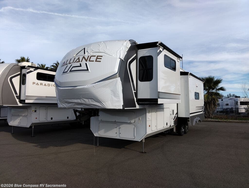 New 2026 Alliance RV Paradigm 310RL available in Rancho Cordova, California