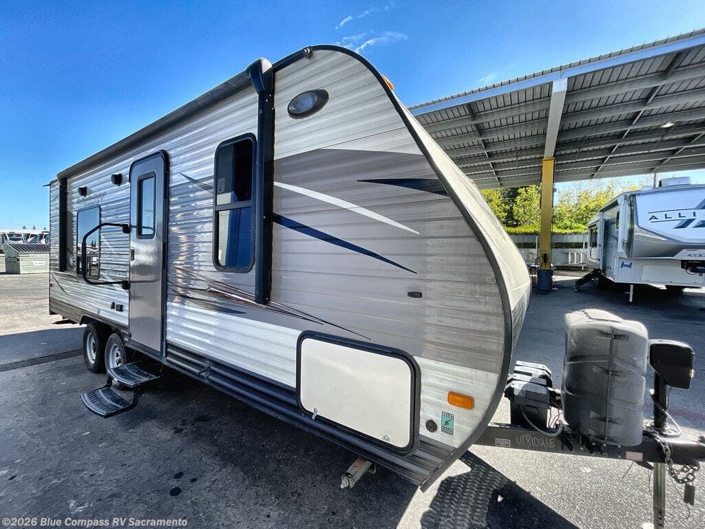 2017 Autumn Ridge 235FB by Starcraft from Blue Compass RV Sacramento in Rancho Cordova, California