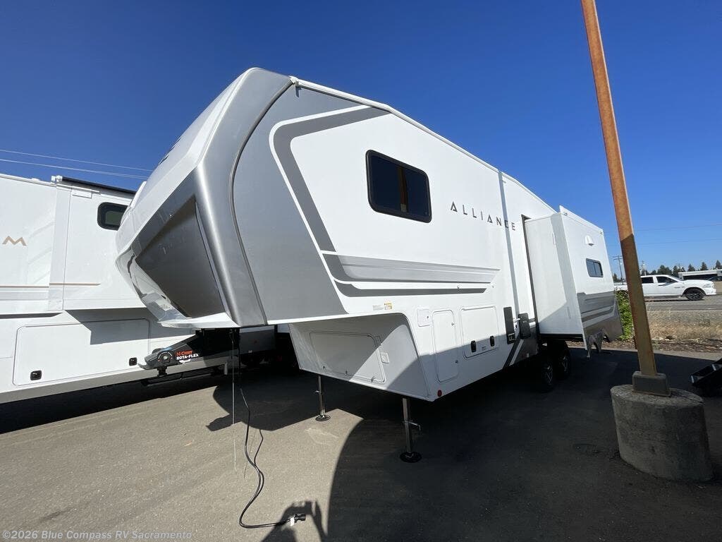 2027 Avenue All-Access 25RL by Alliance RV from Blue Compass RV Sacramento in Rancho Cordova, California