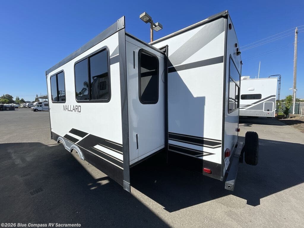 2021 Mallard 27 by Heartland from Blue Compass RV Sacramento in Rancho Cordova, California