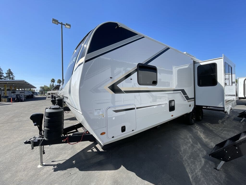 New 2027 Keystone Cougar Western Elevation 25MLWE available in Rancho Cordova, California
