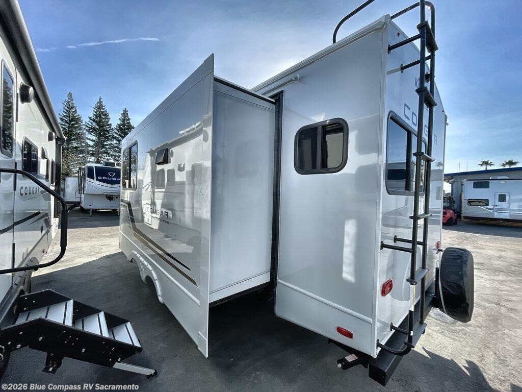 2027 Cougar Western Elevation 22MLWE by Keystone from Blue Compass RV Sacramento in Rancho Cordova, California