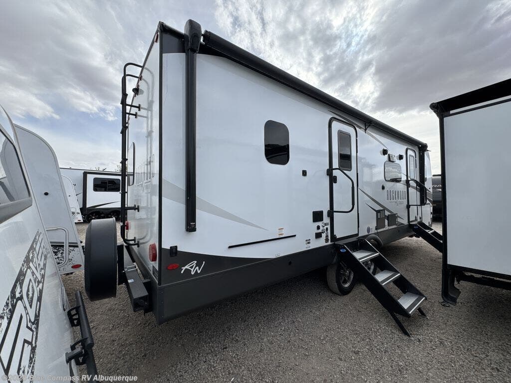 2025 Rockwood Ultra Lite 2616BH by Forest River from Blue Compass RV Albuquerque in Albuquerque, New Mexico