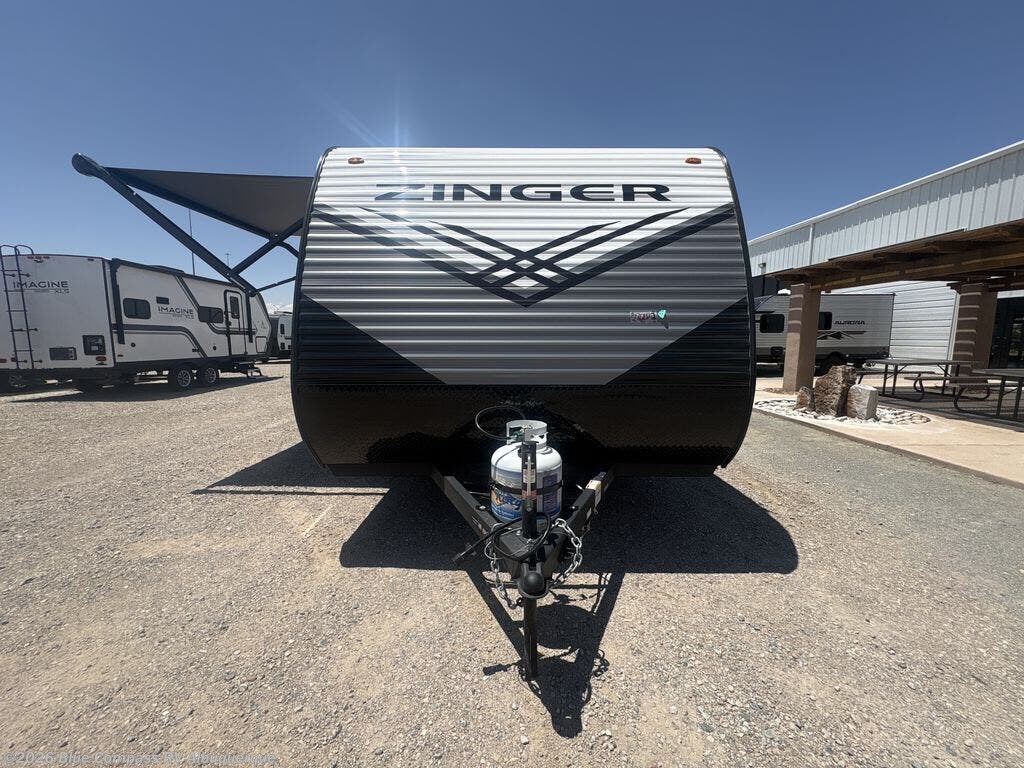 New 2026 CrossRoads Zinger Lite 18QB available in Albuquerque, New Mexico