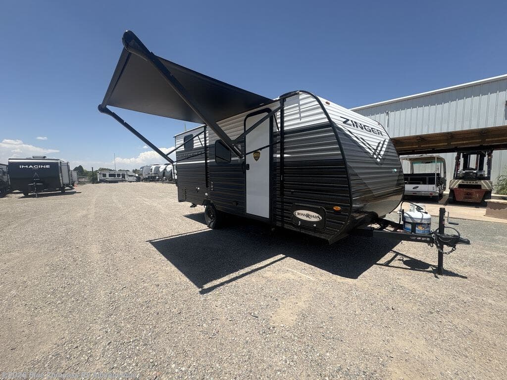 2026 Zinger Lite 18QB by CrossRoads from Blue Compass RV Albuquerque in Albuquerque, New Mexico