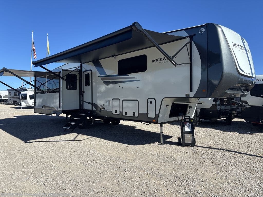 2026 Rockwood Signature 401SFB by Forest River from Blue Compass RV Albuquerque in Albuquerque, New Mexico