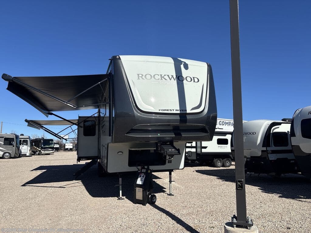 New 2026 Forest River Rockwood Signature 401SFB available in Albuquerque, New Mexico