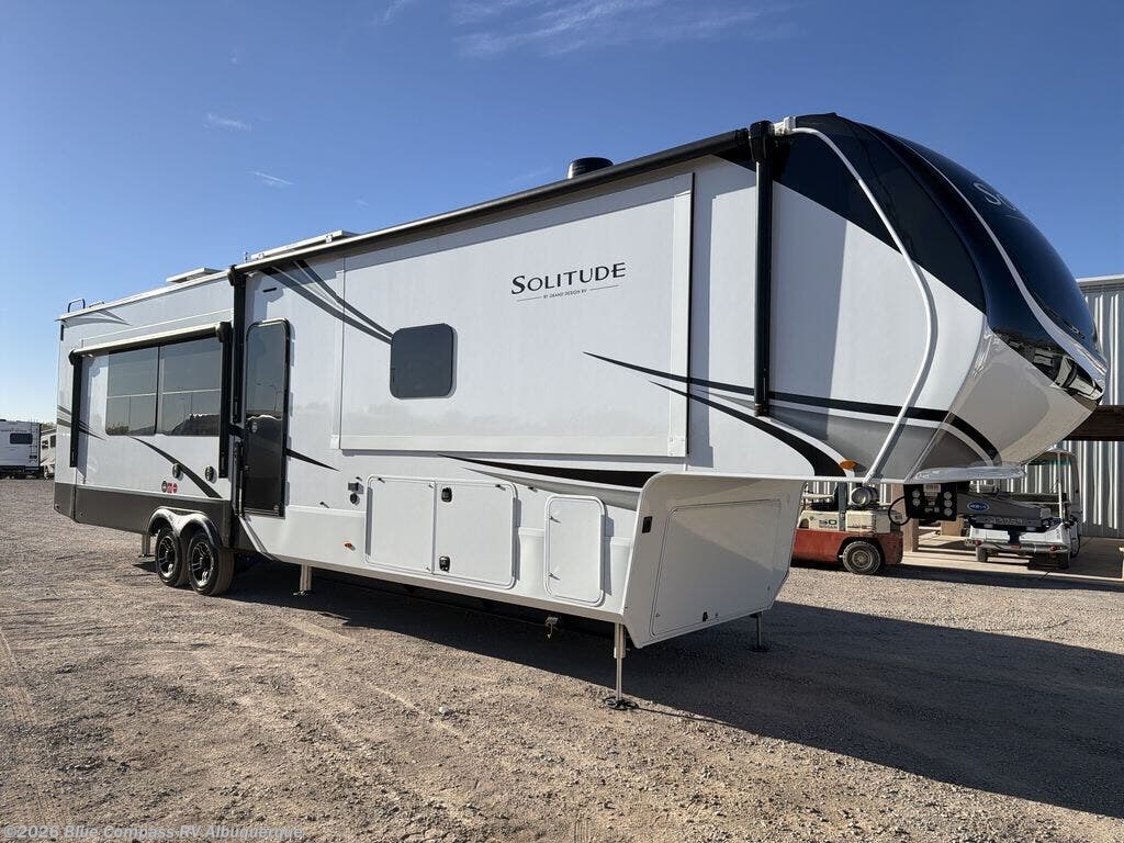 2026 Solitude 417KB by Grand Design from Blue Compass RV Albuquerque in Albuquerque, New Mexico