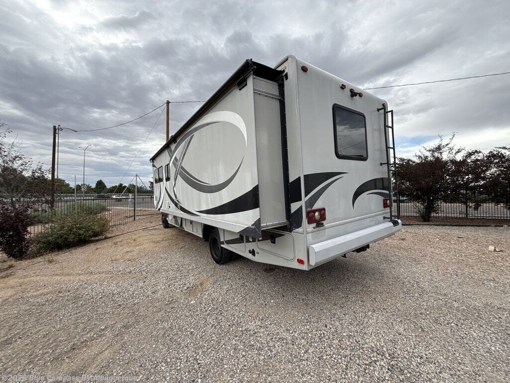 2013 Chateau Super C 33SW by Thor Motor Coach from Blue Compass RV Albuquerque in Albuquerque, New Mexico