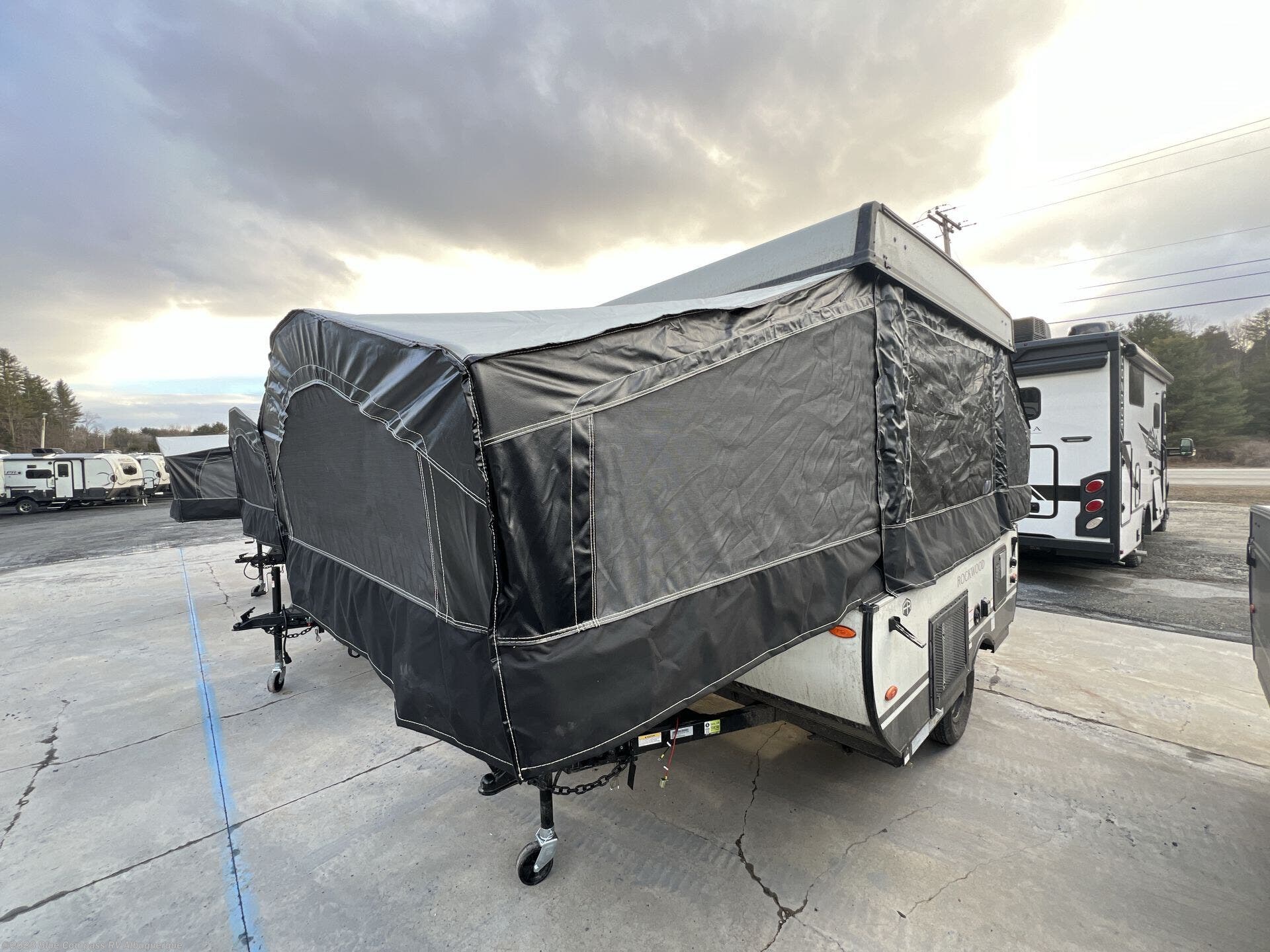 2026 Forest River Rockwood Freedom Series 1640FT - New Popup For Sale by Blue Compass RV Albuquerque in Albuquerque, New Mexico
