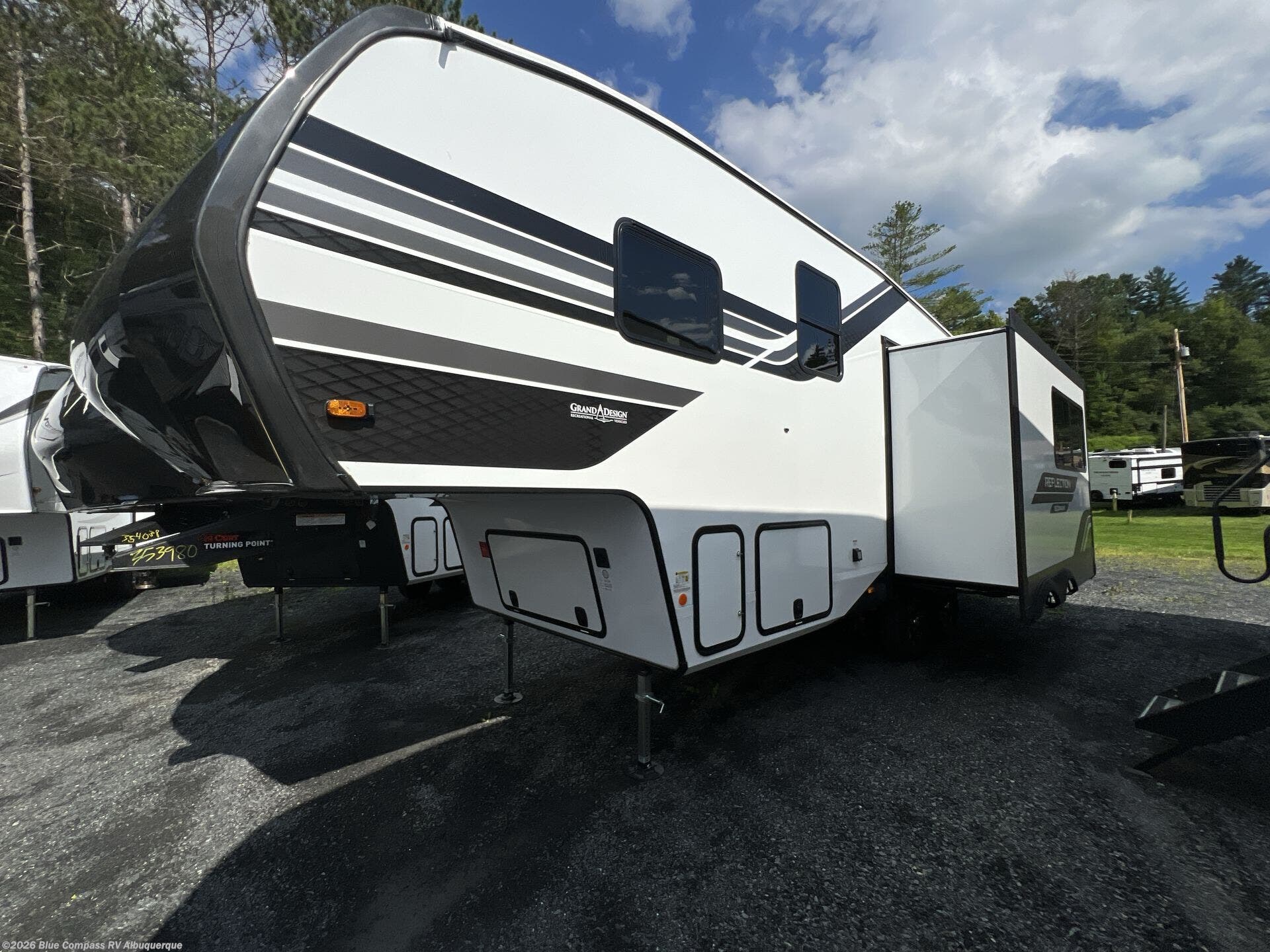 2026 Reflection 150 Series 260RD by Grand Design from Blue Compass RV Albuquerque in Albuquerque, New Mexico