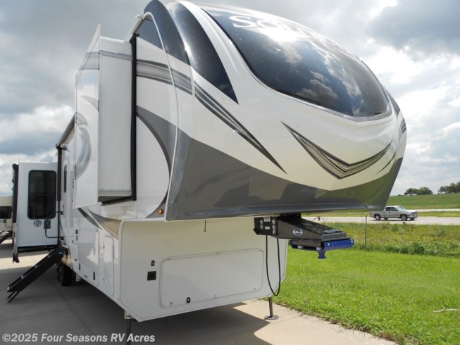 101505 2022 Grand Design Solitude 373fb Fifth Wheel For Sale In Abilene Ks 2022 Grand Design Solitide 373fb