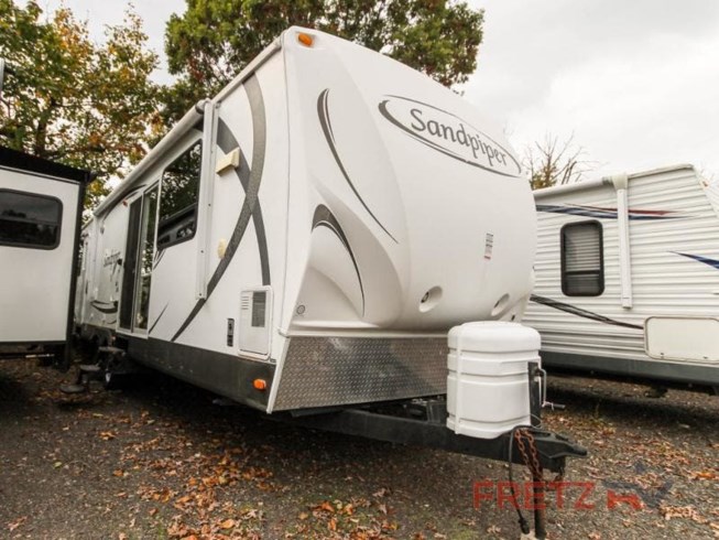 Used 2010 Forest River Sandpiper 323FK available in Souderton, Pennsylvania