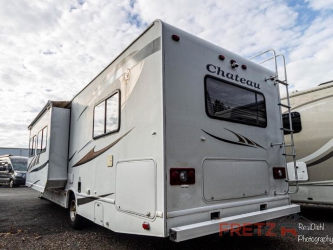 2011 Chateau 31P by Four Winds International from Fretz RV in Souderton, Pennsylvania