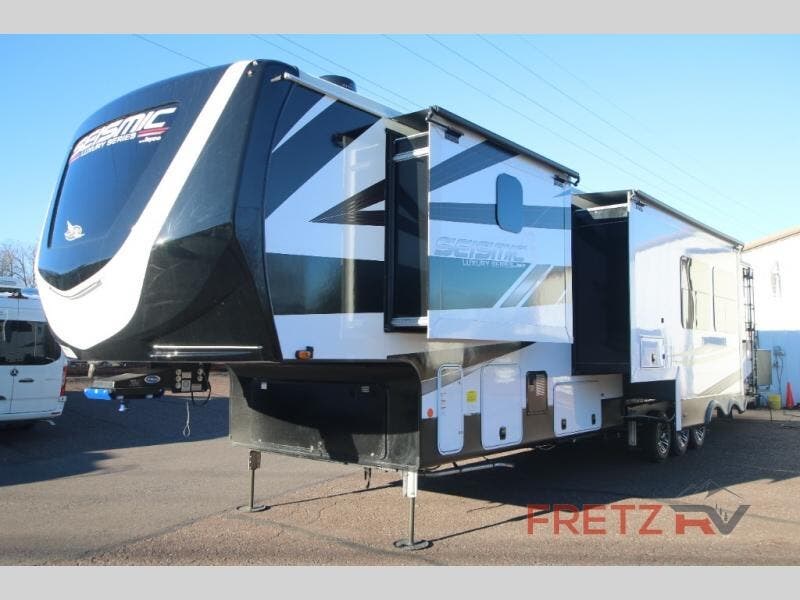 2023 Jayco Seismic Luxury Series 4113 Toy Hauler Fifth Wheel RV for