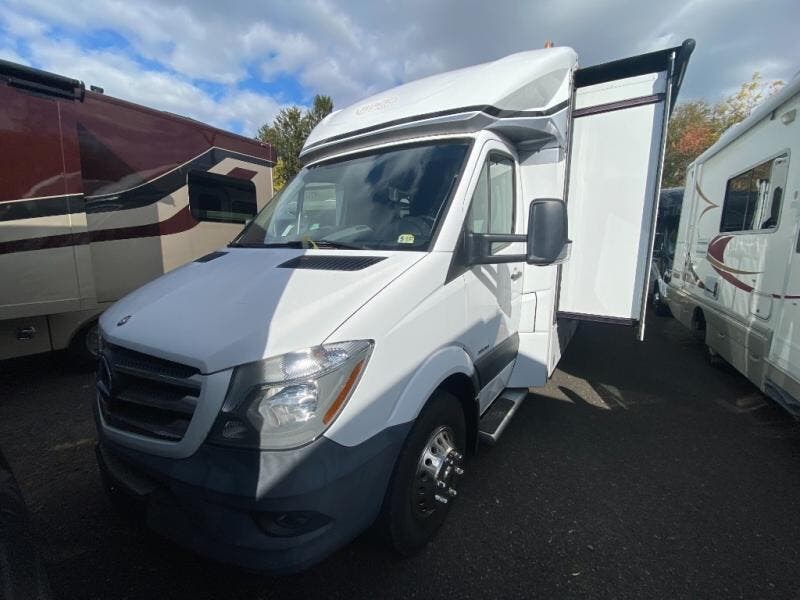 Used 2016 Renegade Villagio 25QRS available in Souderton, Pennsylvania