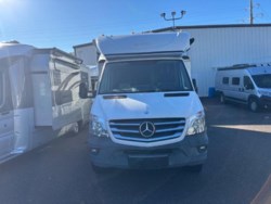 2016 Villagio 25QRS by Renegade RV from Fretz RV in Souderton, Pennsylvania