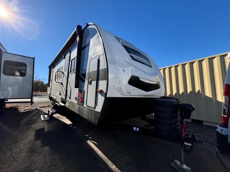 New 2024 Winnebago Minnie 2832FK available in Souderton, Pennsylvania