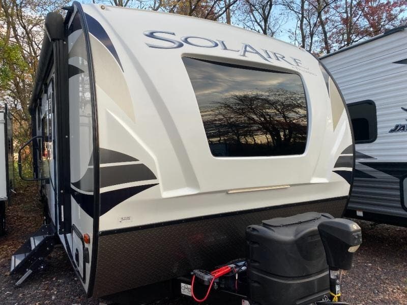 2020 Solaire Ultra Lite 217BH by Palomino from Fretz RV in Souderton, Pennsylvania