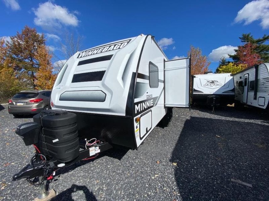 New 2025 Winnebago Micro Minnie 2108TB available in Souderton, Pennsylvania
