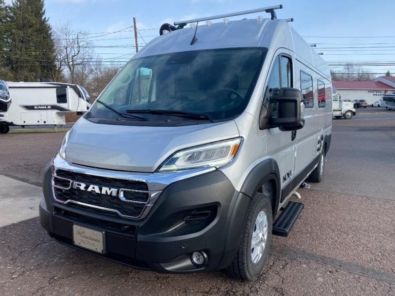 2025 Coachmen Nova 20RB