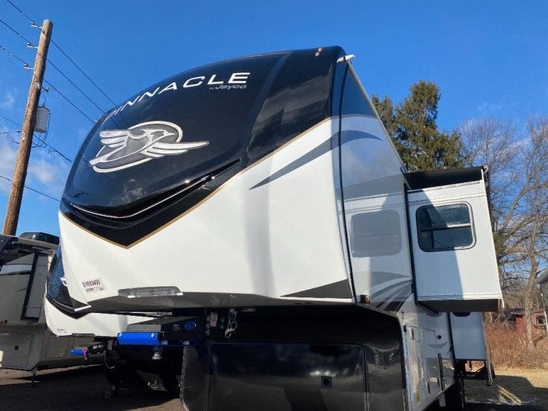 2025 Jayco Pinnacle 38FBRK