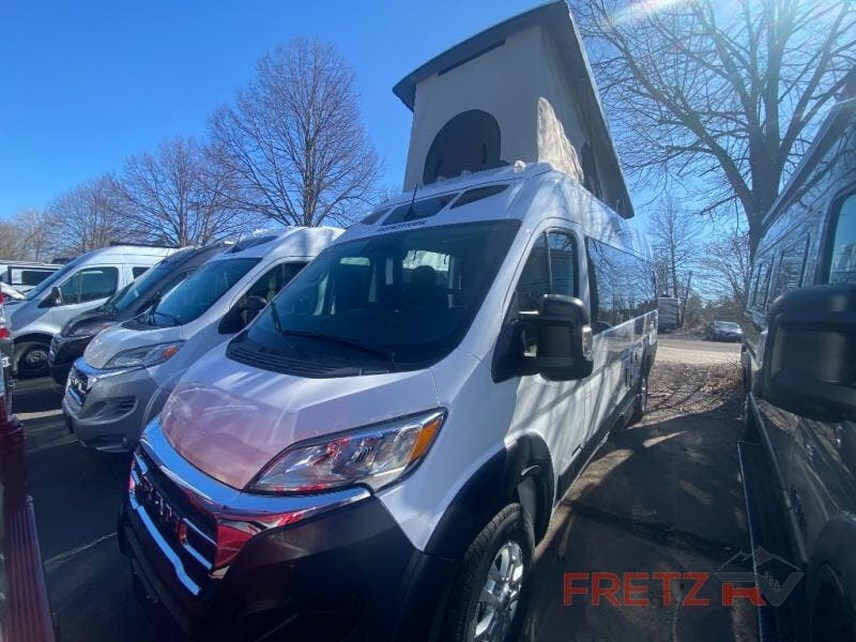 New 2025 Roadtrek Roadtrek Play + Slumber available in Souderton, Pennsylvania
