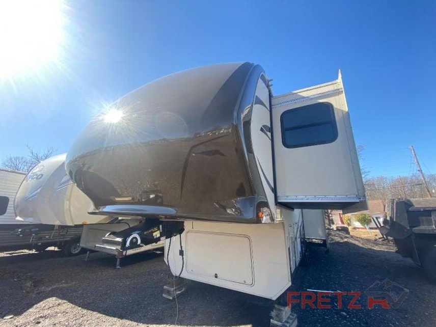 Used 2014 Grand Design Solitude 305RE available in Souderton, Pennsylvania