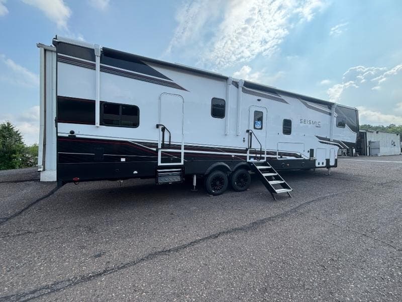 2026 Seismic 359 by Jayco from Fretz RV in Souderton, Pennsylvania