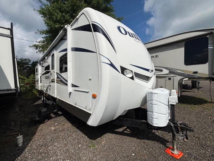 Used 2012 Keystone Outback 312BH available in Souderton, Pennsylvania
