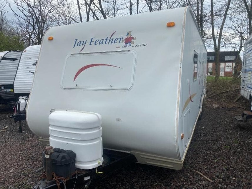 Used 2005 Jayco Jay Feather LGT TRL. available in Souderton, Pennsylvania