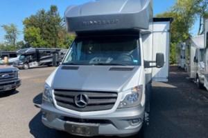 2019 Winnebago Navion 24J