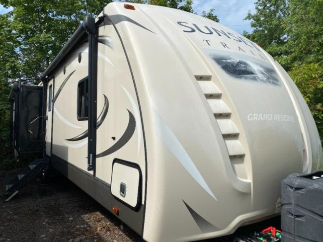 2017 CrossRoads Sunset Trail Grand Reserve ST33RL