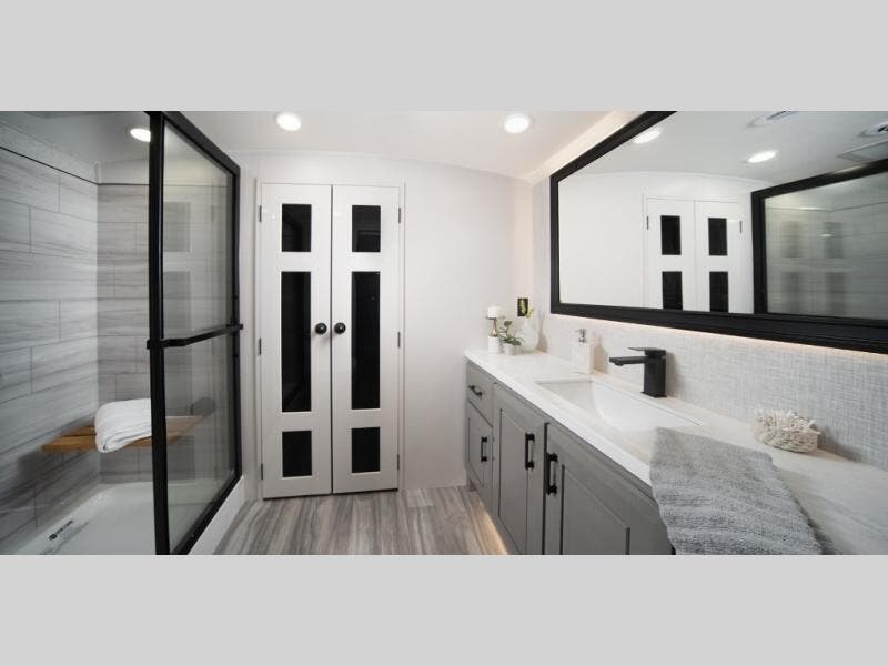 New 2026 Jayco Pinnacle 36FBTS available in Souderton, Pennsylvania