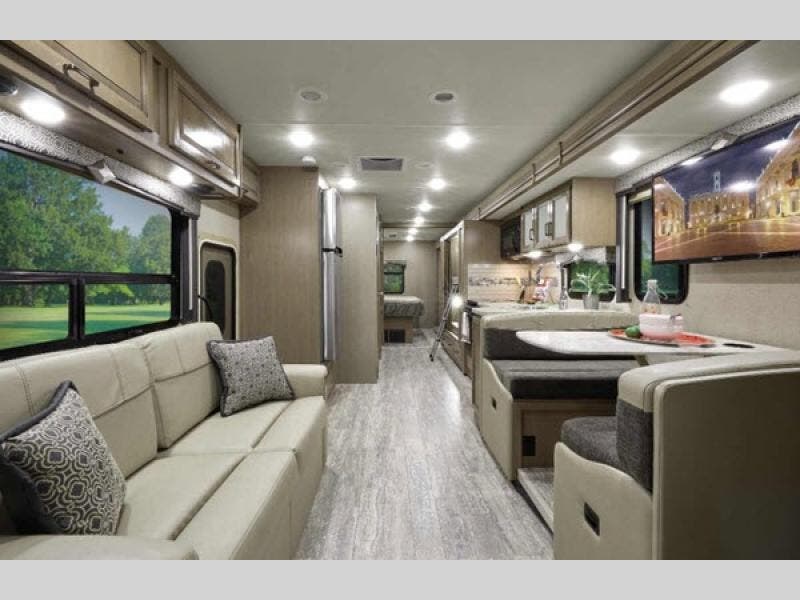 2020 Thor Motor Coach Hurricane 34J