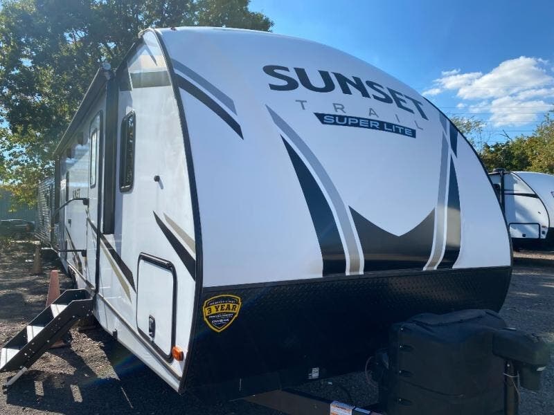 2022 Sunset Trail SS253RB by CrossRoads from Fretz RV in Souderton, Pennsylvania