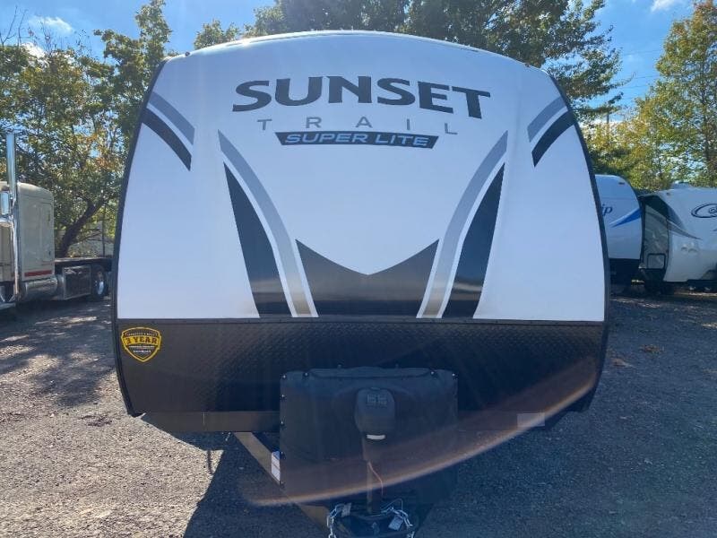 Used 2022 CrossRoads Sunset Trail SS253RB available in Souderton, Pennsylvania