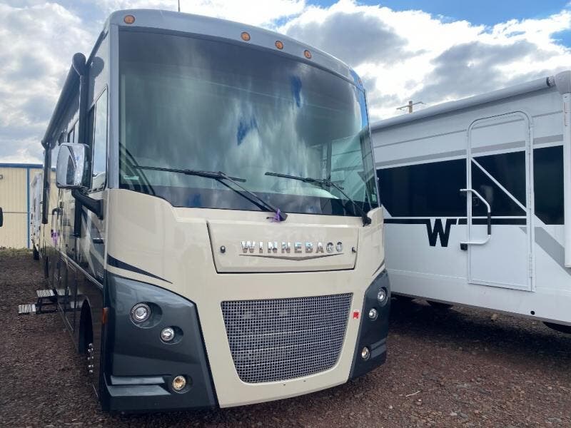 2021 Sunstar 31B by Winnebago from Fretz RV in Souderton, Pennsylvania