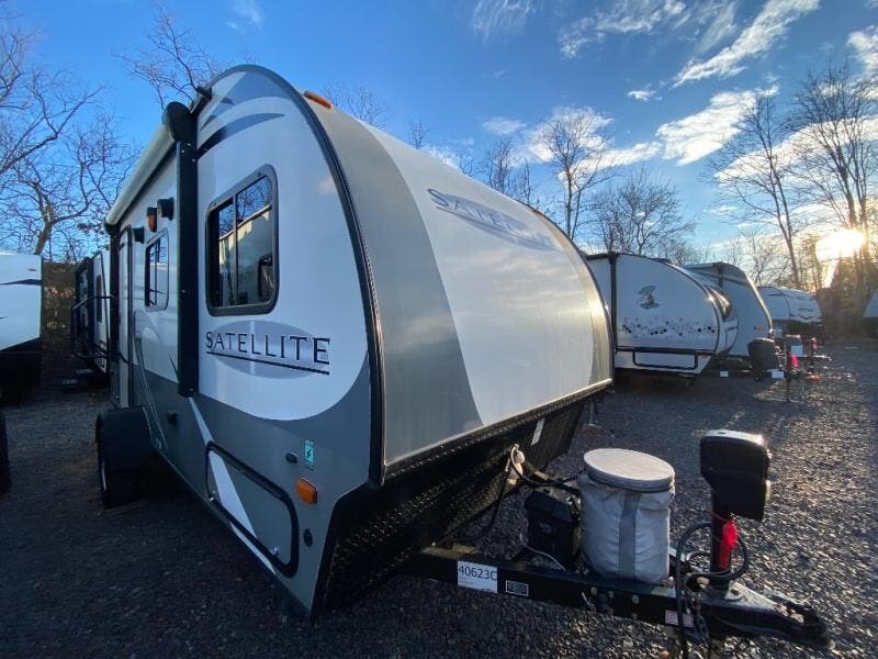 Used 2017 Starcraft Satellite 17RB available in Souderton, Pennsylvania