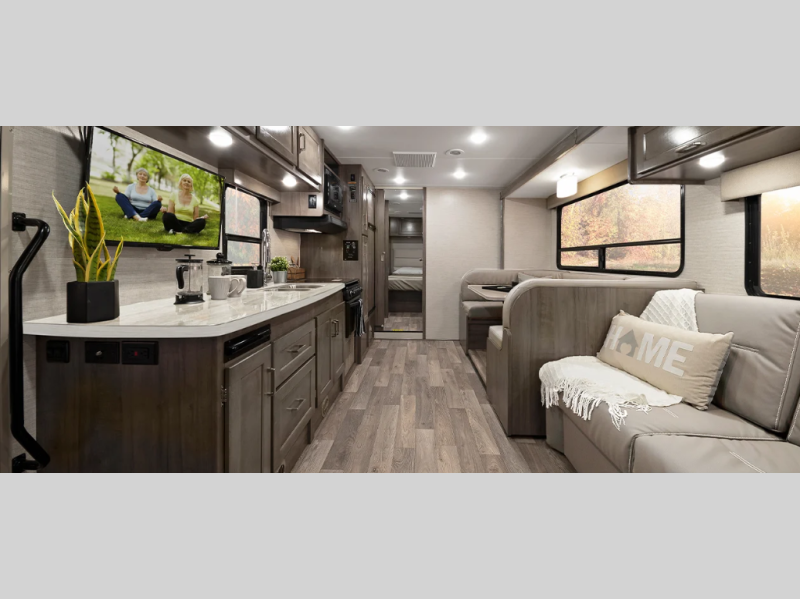 2026 Spirit 31H by Winnebago from Fretz RV in Souderton, Pennsylvania