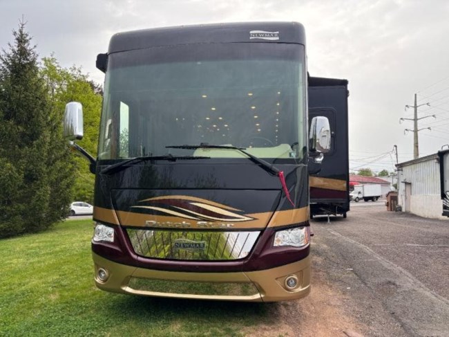 2018 Newmar Dutch Star 4018