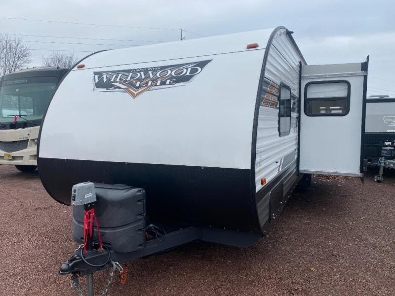 2022 Forest River Wildwood X-Lite 263BHXL