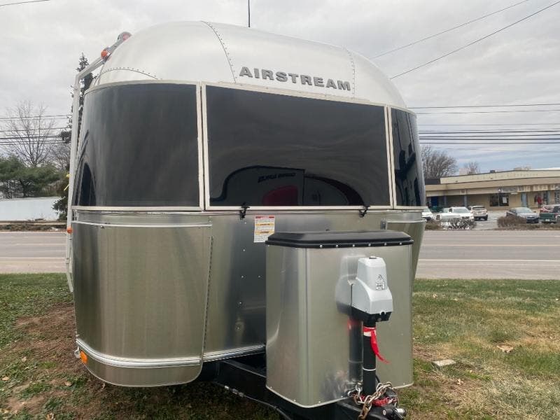 2019 Flying Cloud 23CB by Airstream from Fretz RV in Souderton, Pennsylvania