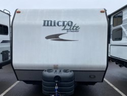 2015 Flagstaff Micro Lite 19FD by Forest River from Fretz RV in Souderton, Pennsylvania