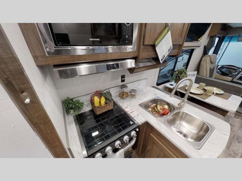 Used 2020 Coachmen Pursuit Precision 27XPS available in Souderton, Pennsylvania