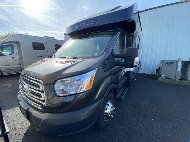 2018 Winnebago Fuse 23T