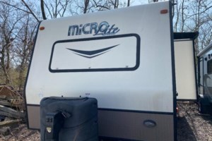 2017 Forest River Flagstaff Micro Lite 25DKS