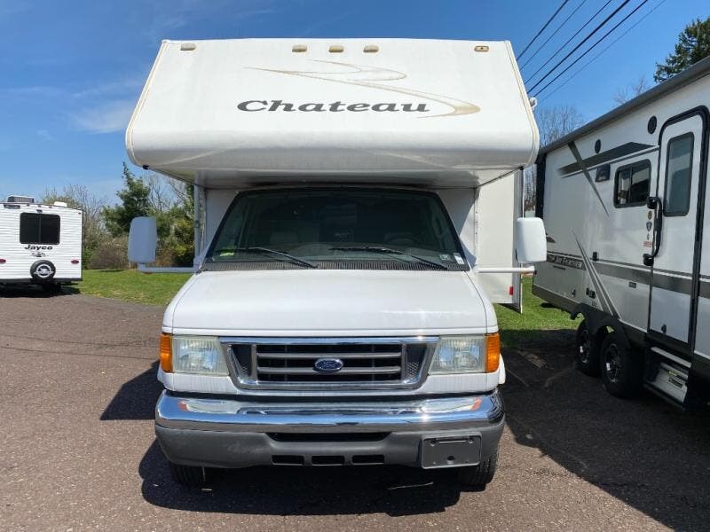 Used 2007 Four Winds International Chateau 31P available in Souderton, Pennsylvania